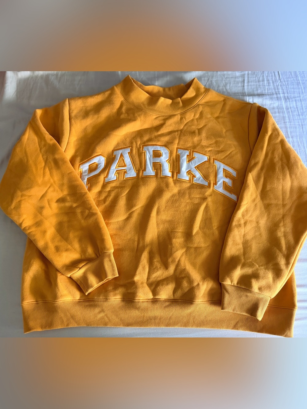 Parke mustard yellow crewneck sweatshirt l/xl